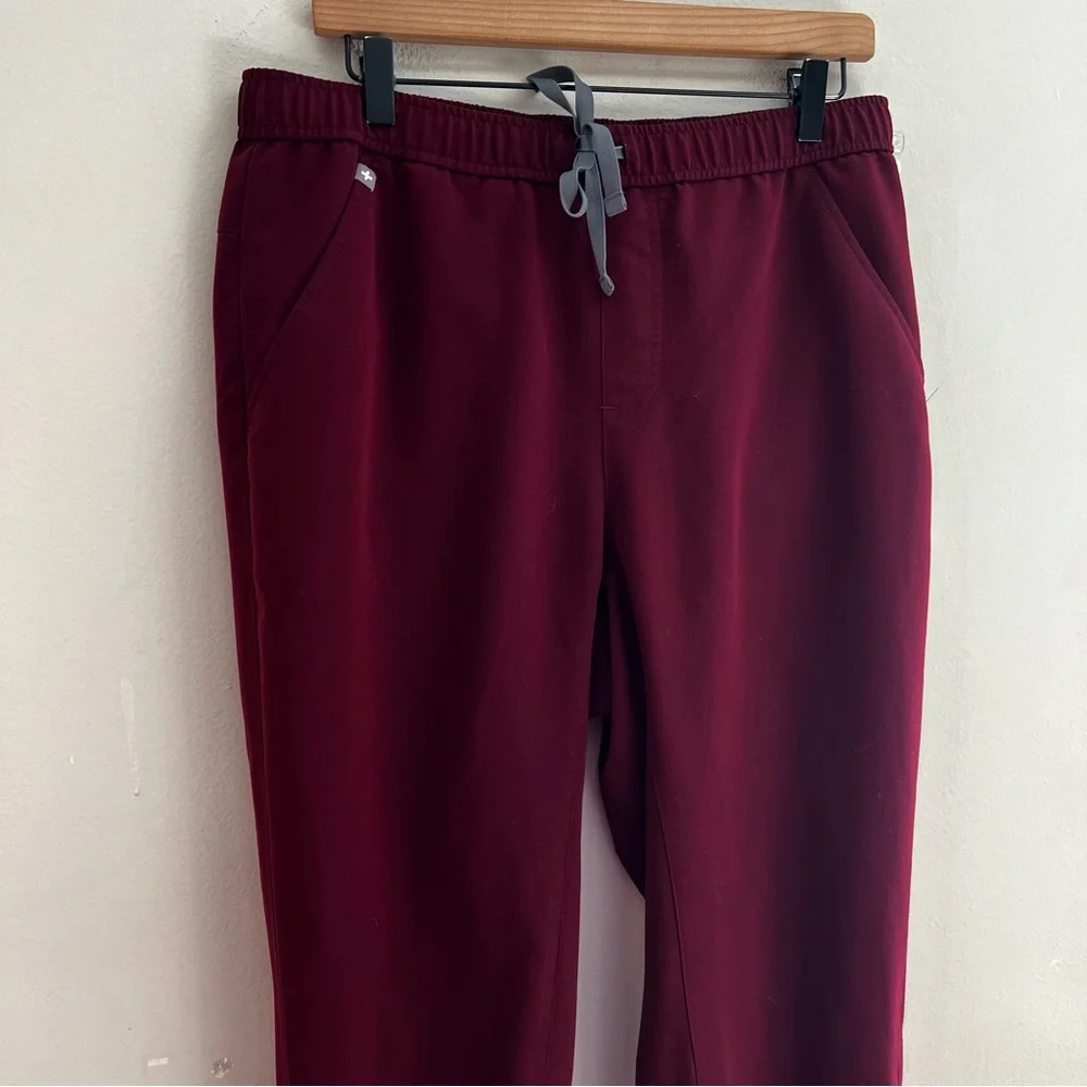 FIGS- Tansen Jogger Scrub Pants Burgundy Medical Doctor Nurse Tall